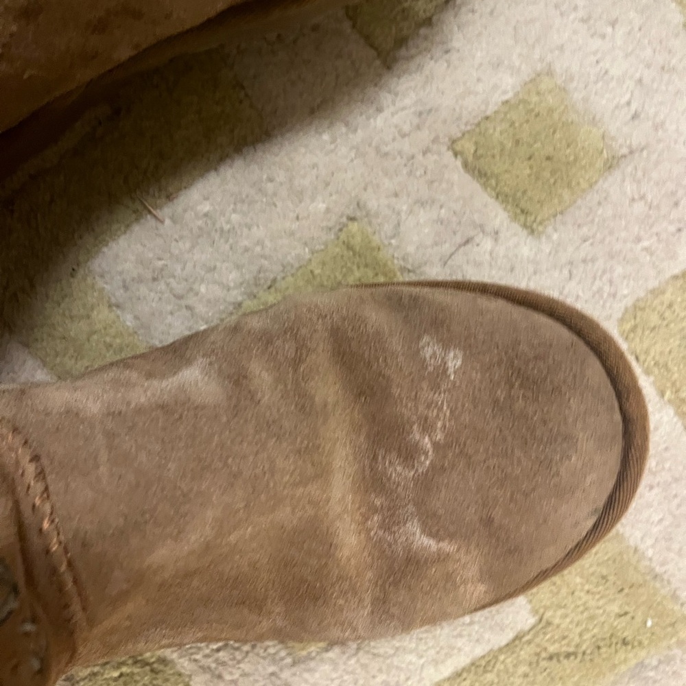 Embroidered Ugg Boots - Size 8 - Picture 9 of 9